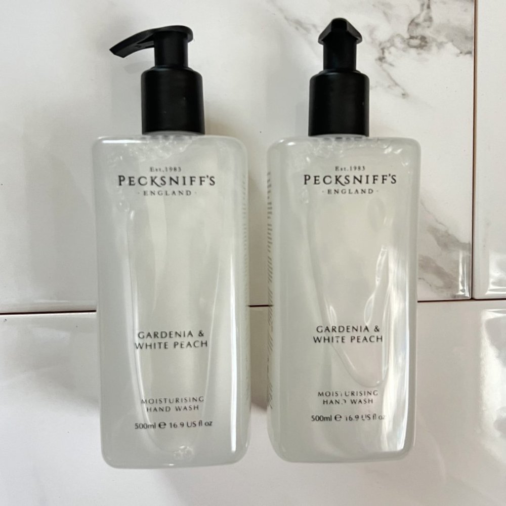 NEW 2x Pecksniffs Gardenia & White Peach Moisturizing Hand Wash 16.9 fl oz